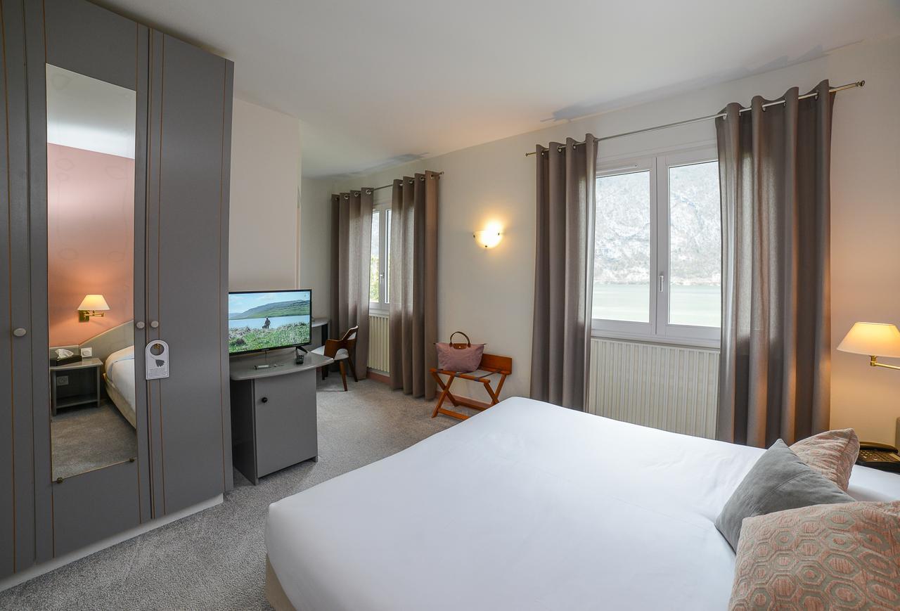 Novalaise Plage Luaran gambar