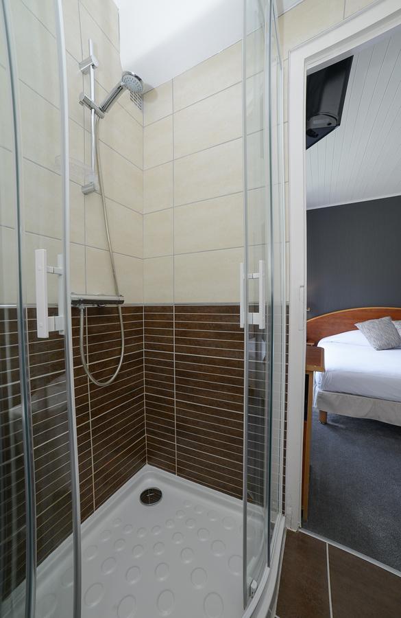 Novalaise Plage Luaran gambar