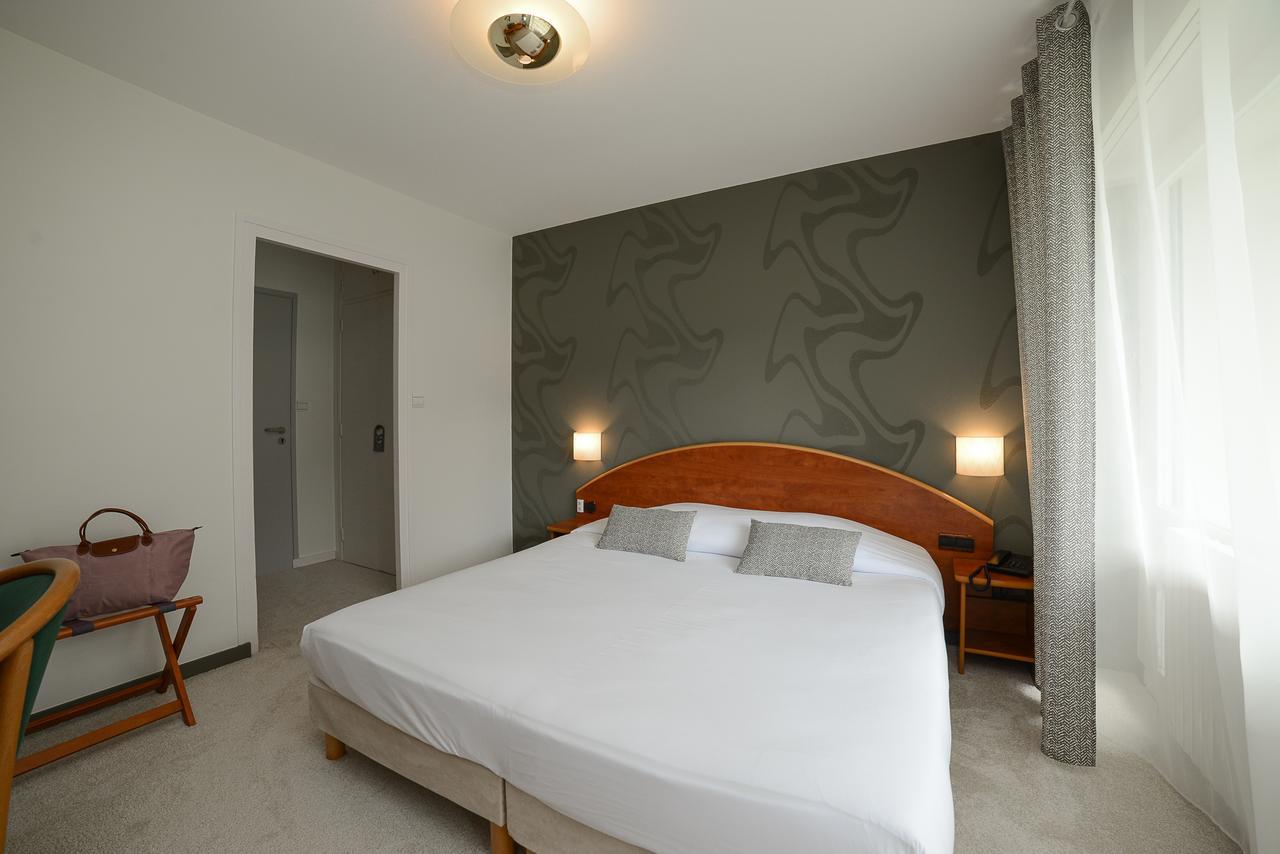 Novalaise Plage Luaran gambar