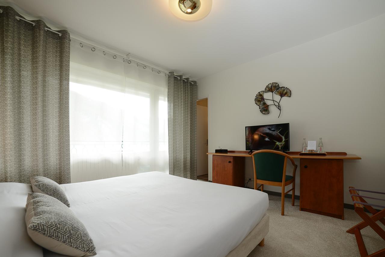 Novalaise Plage Luaran gambar