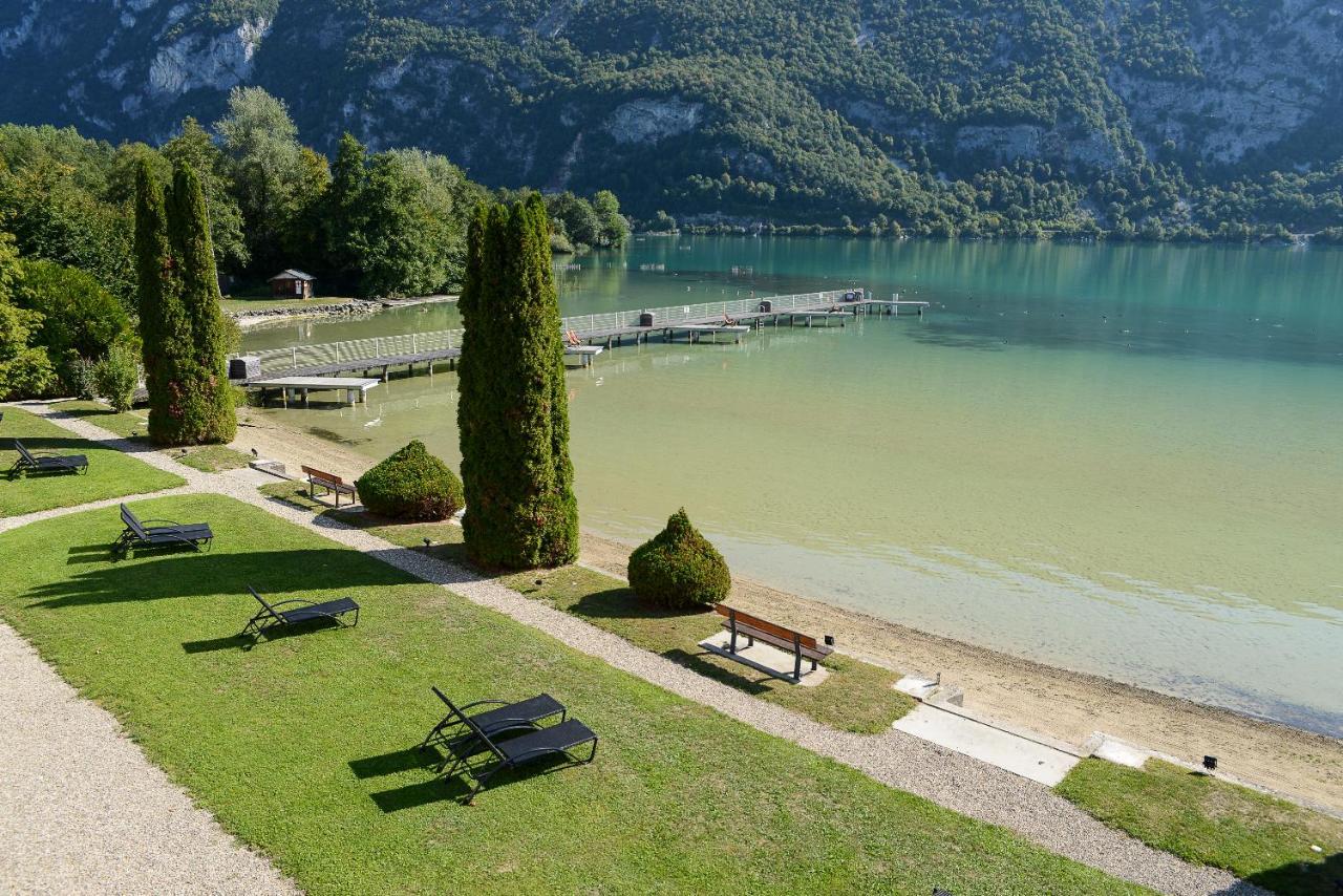 Novalaise Plage Luaran gambar